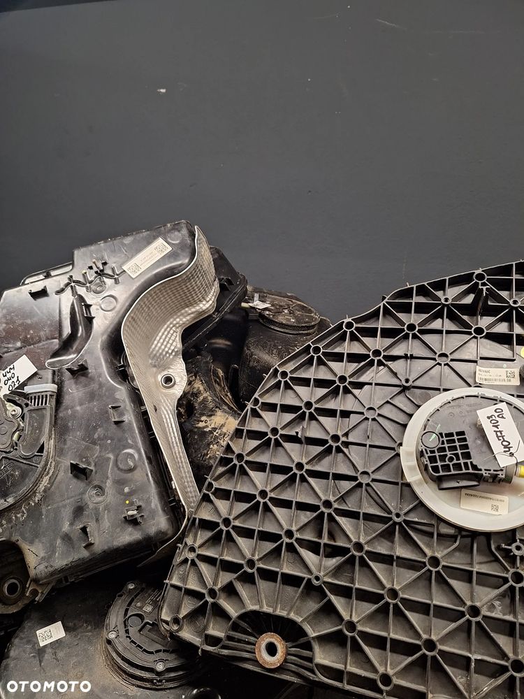 Нurt:  Zbiornik z pompą AdBlue - 4