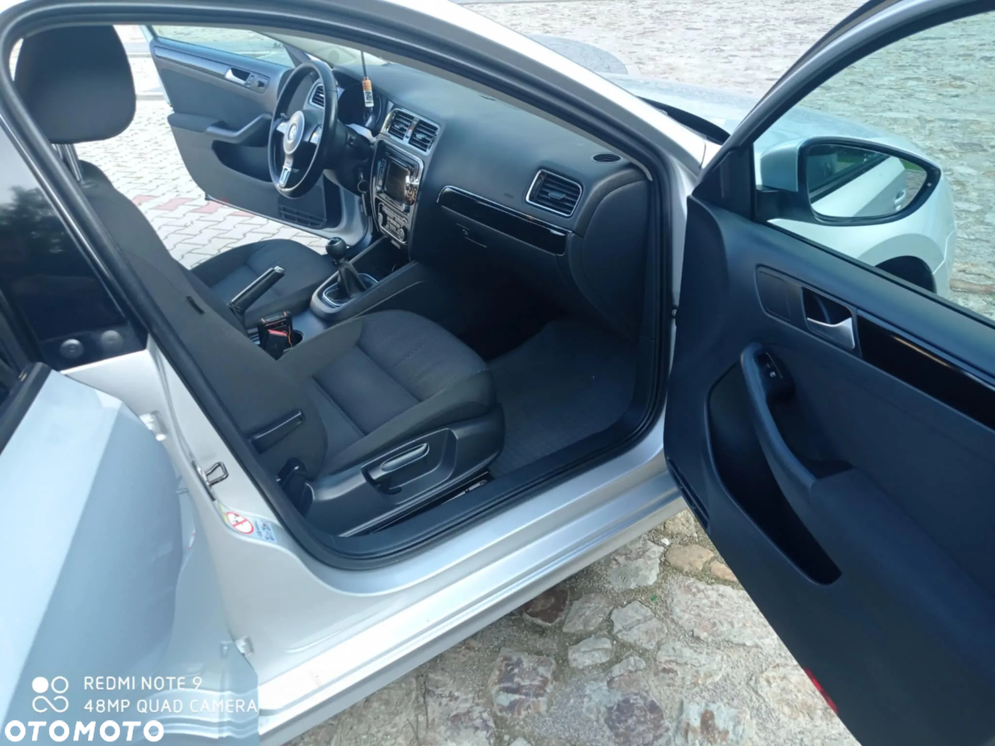 Volkswagen Jetta 1.6 TDI DPF Comfortline - 11