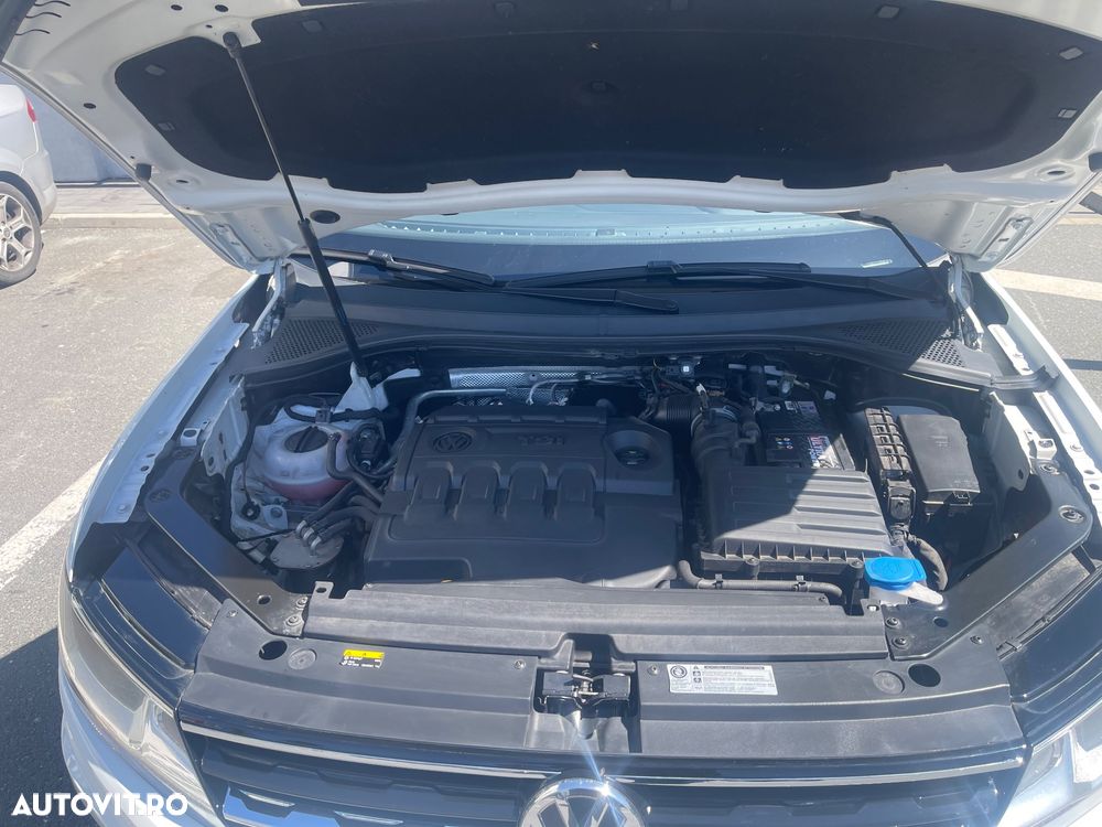 Volkswagen Tiguan - 9