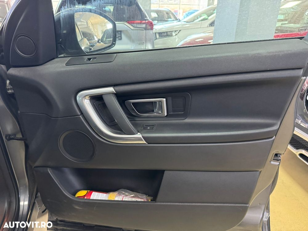 Land Rover Discovery 2.0 L TD4 SE - 17