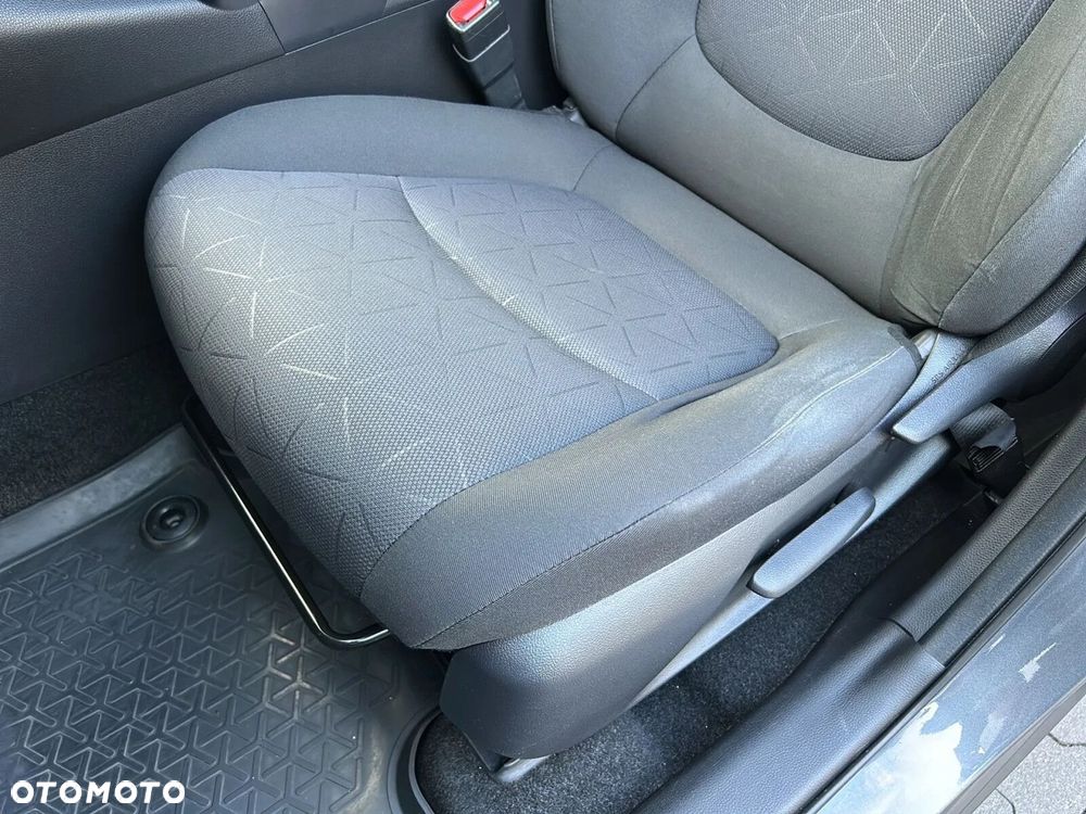 Toyota RAV4 - 20