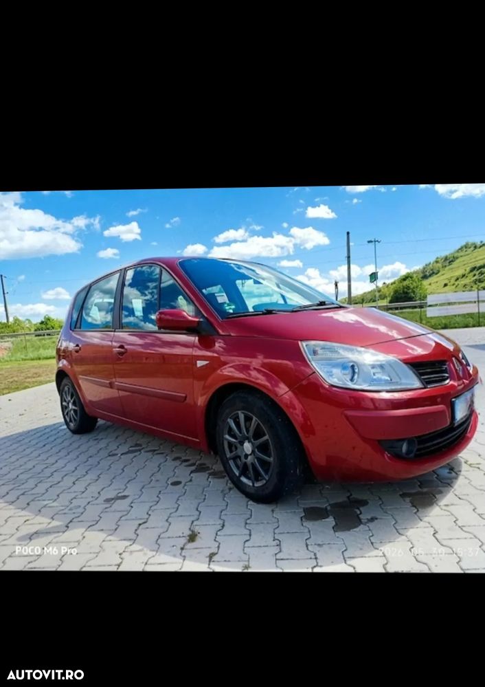 Renault Scenic - 1