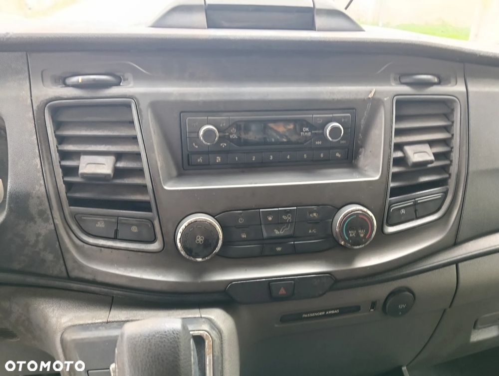 Ford Transit - 18