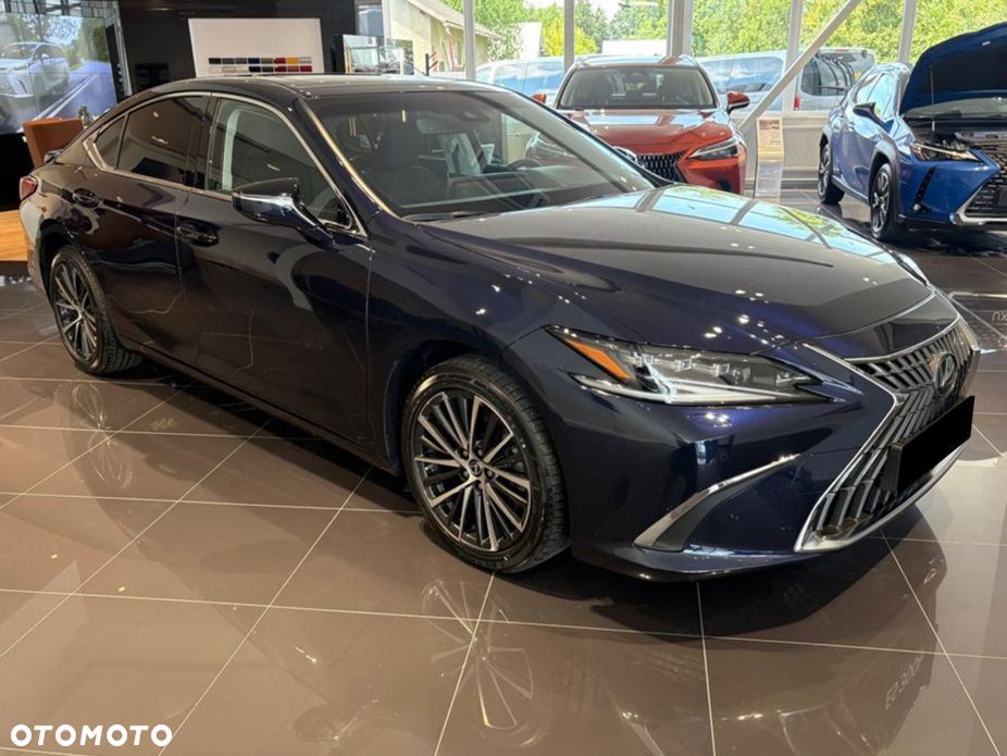 Lexus ES 300h Business Edition - 3