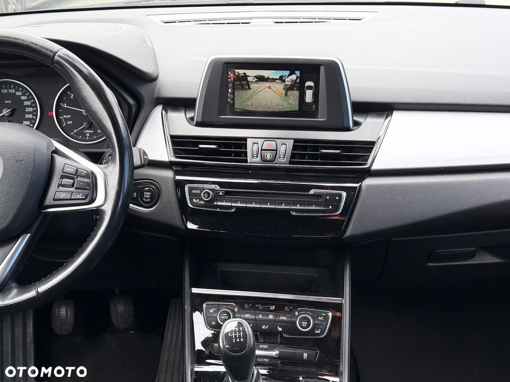 BMW Seria 2 218i Luxury Line - 25