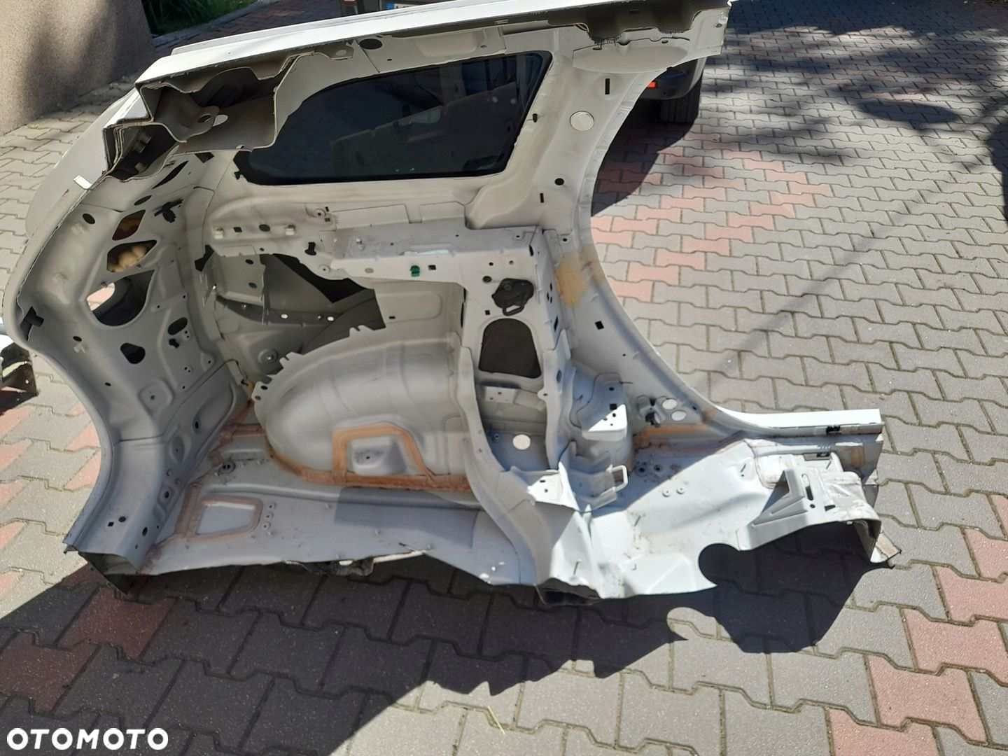 BŁOTNIK LEWY TYŁ KOLOR 614 VOLVO XC60 15R W-WA - 4