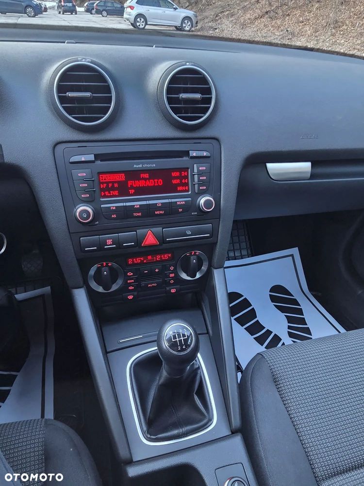 Audi A3 Sportback 1.6 Attraction - 21