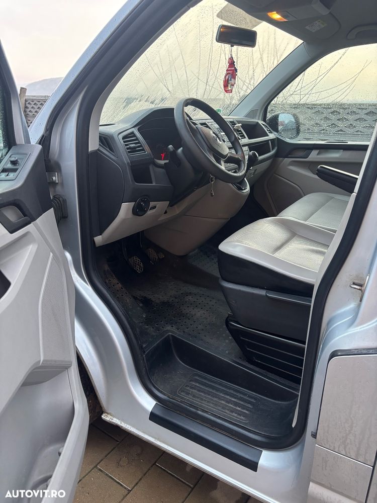 Volkswagen Transporter - 12