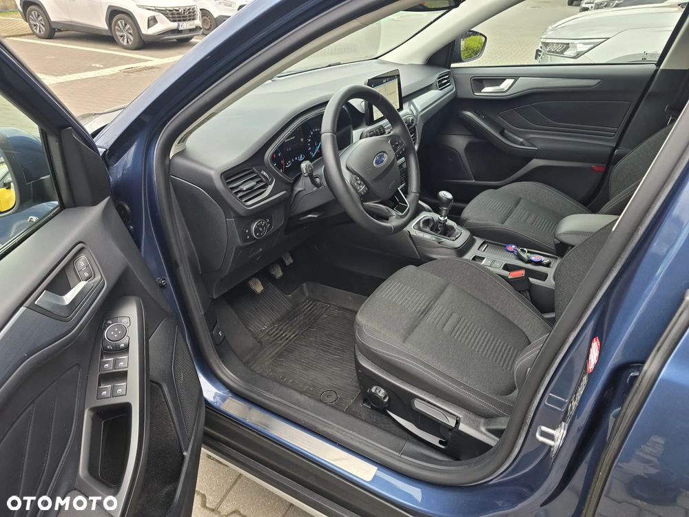 Ford Focus 1.0 EcoBoost mHEV Active - 6