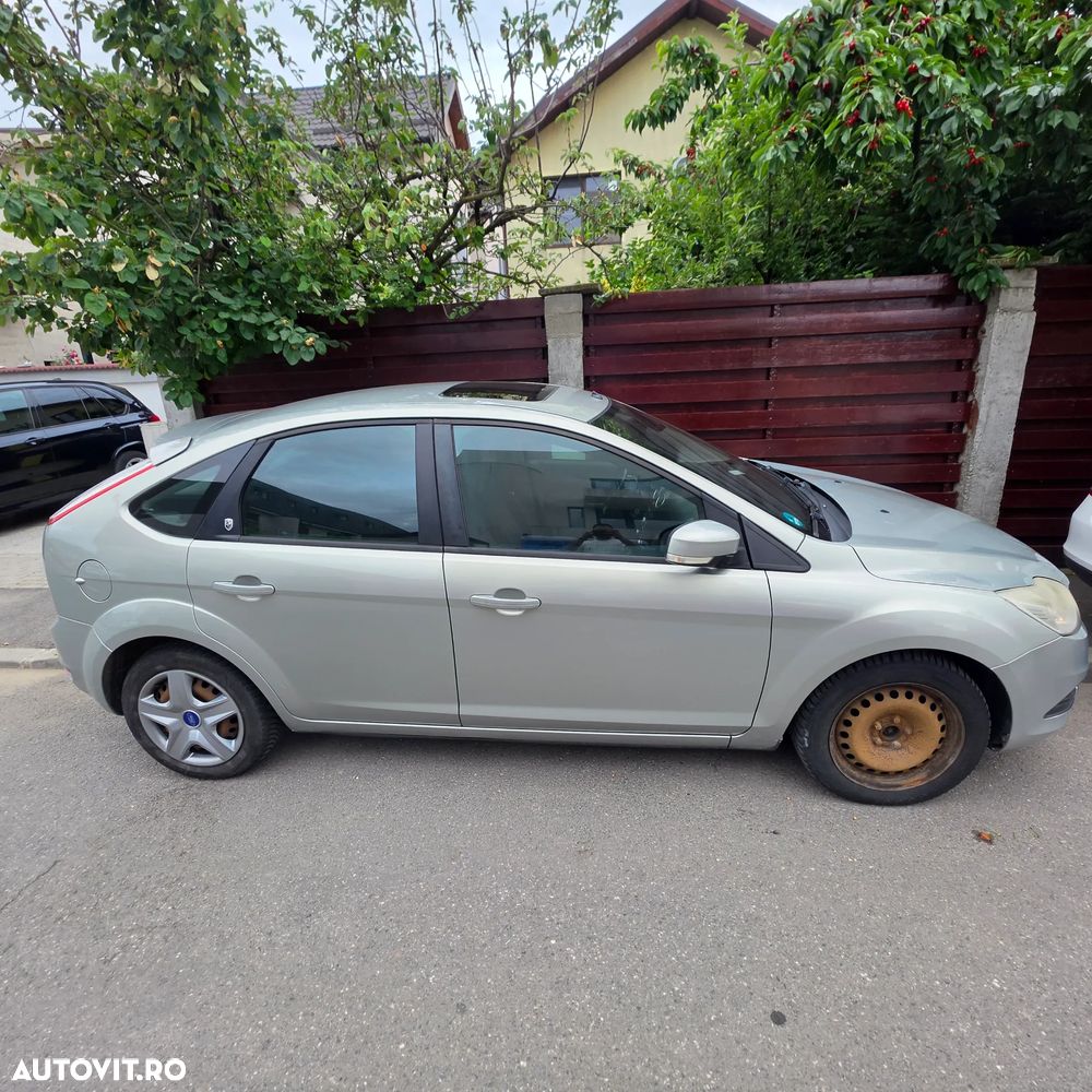 Ford Focus - 1