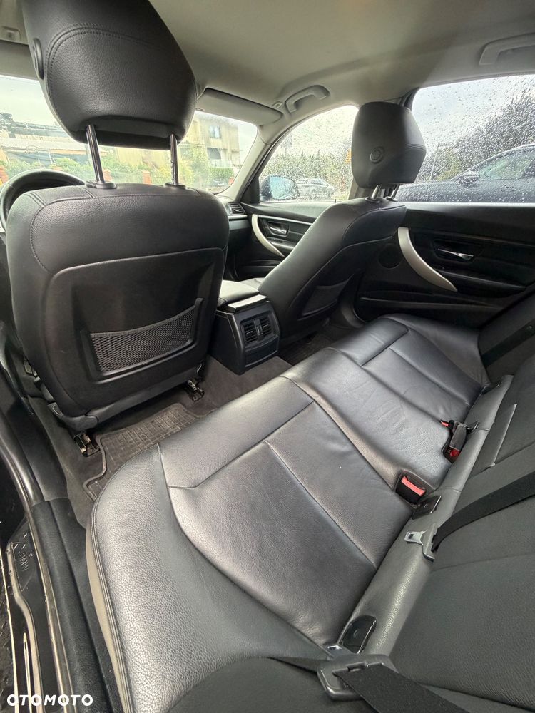 BMW Seria 3 320d Eff.Dynamics Advantage - 14