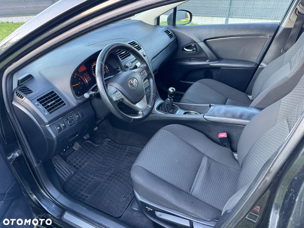 Toyota Avensis 2.2 D-4D Sol Plus - 9