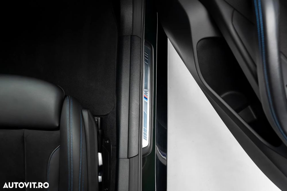 BMW M4 M440i xDrive Gran Coupe - 40