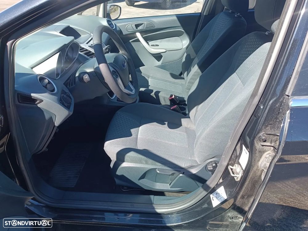 Ford Fiesta 1.4 TDCI Titanium - 9