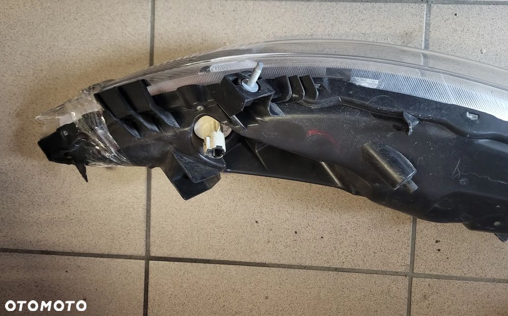 LAMPA LEWA PRZÓD NISSAN JUKE - 6