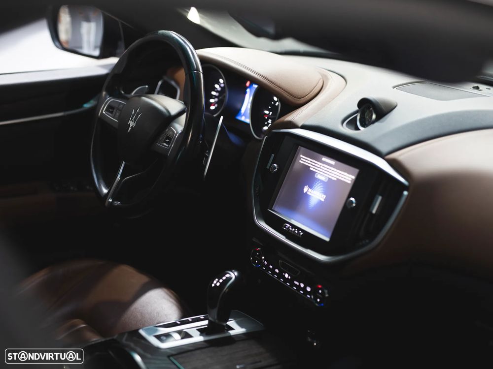 Maserati Ghibli 3.0 V6 - 16