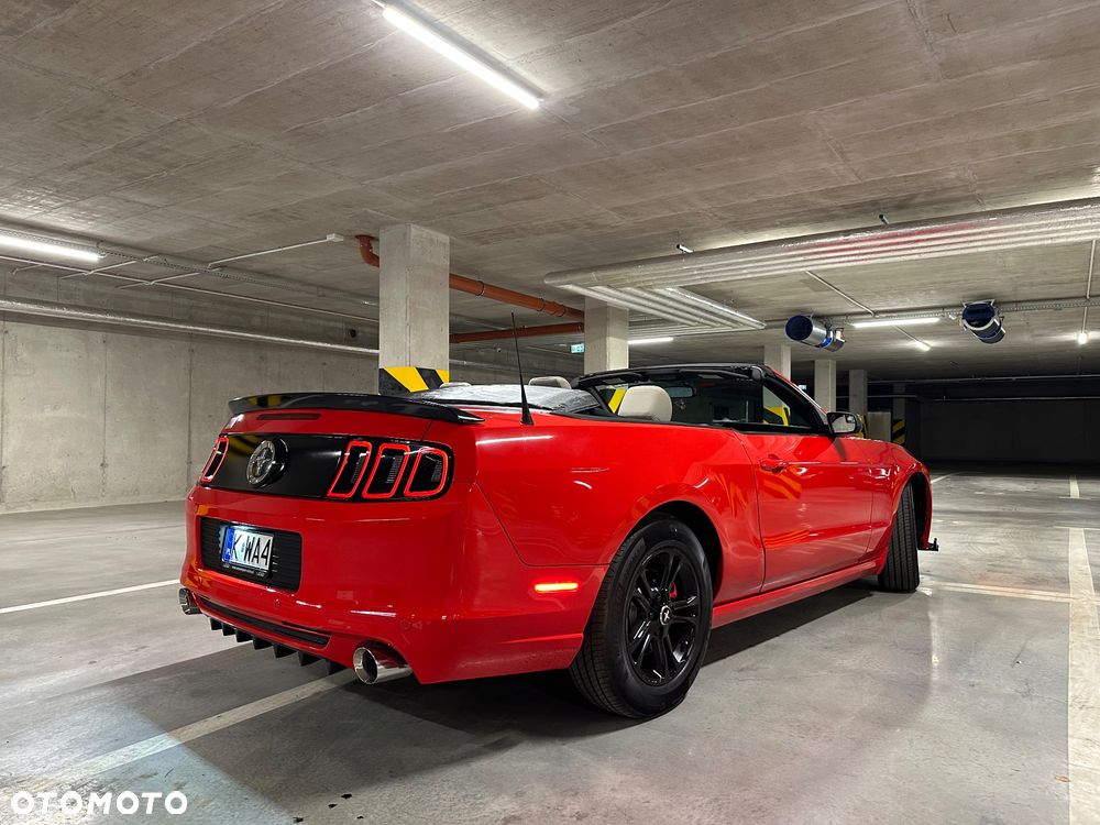 Ford Mustang 3.7 V6 - 8