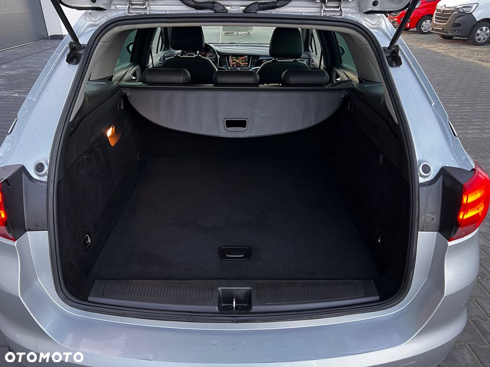 Opel Astra 1.6 CDTI Elite S&S - 30