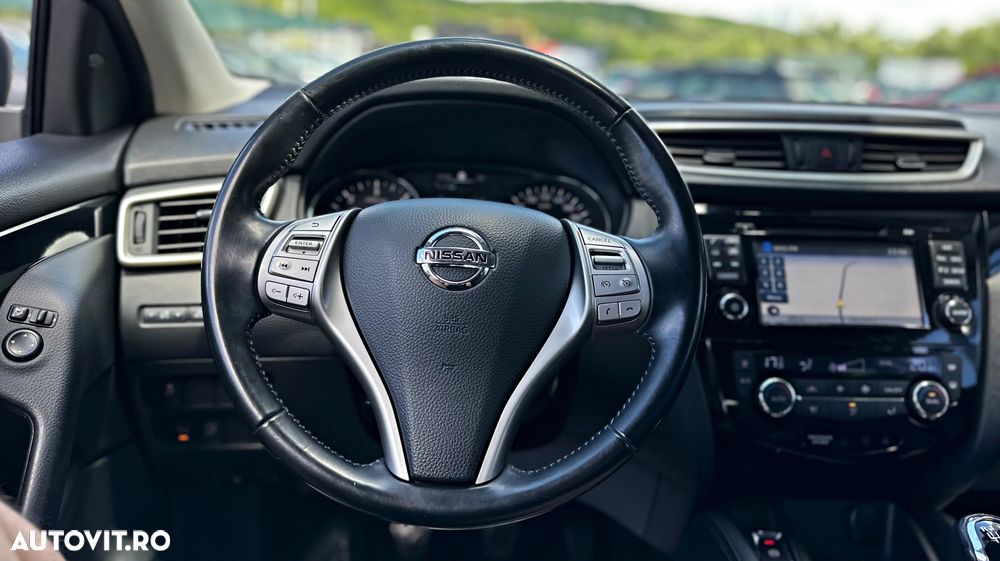 Nissan Qashqai 1.5 DCI TEKNA - 23