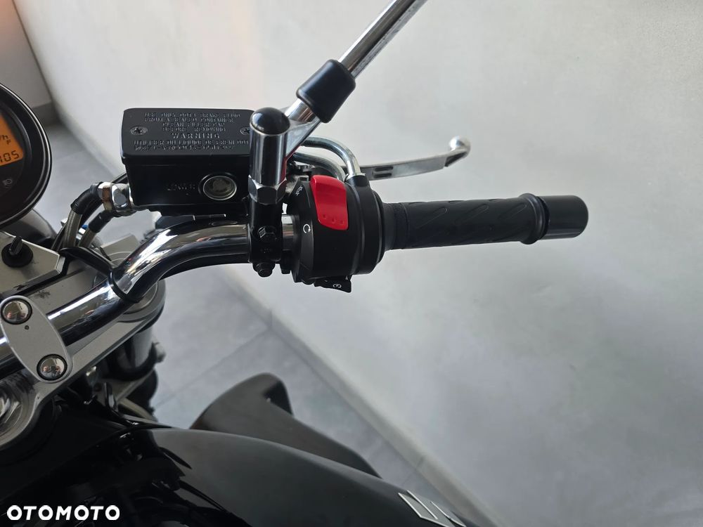 Suzuki Bandit - 22