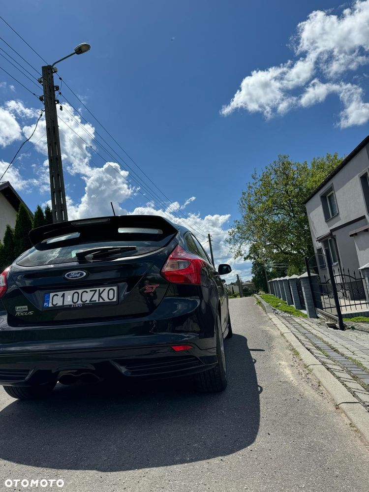 Ford Focus - 2