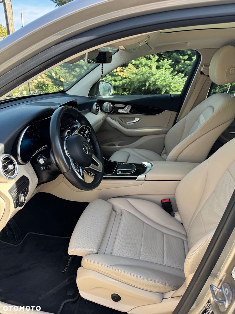 Mercedes-Benz GLC 300 4-Matic - 9