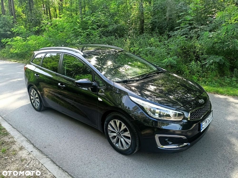 Kia Ceed - 25