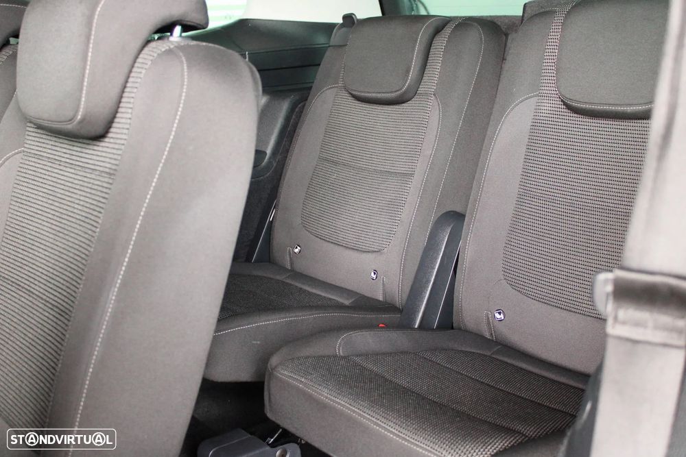 VW Sharan 2.0 TDI Confortline - 17