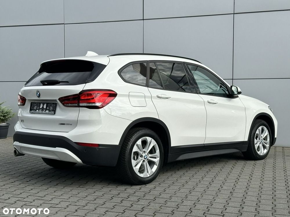 BMW X1 xDrive25e Advantage - 9