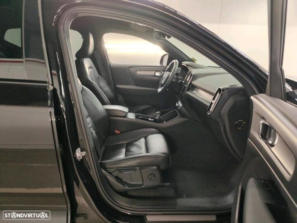 Volvo XC 40 Recharge Twin Plus - 6