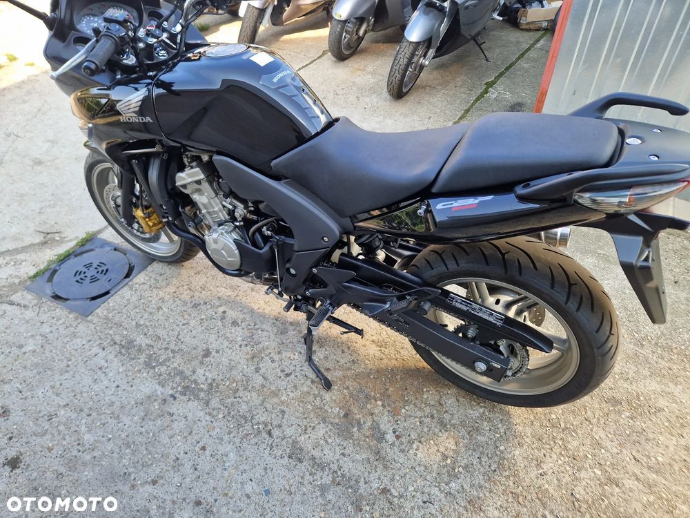 Honda CBF - 8