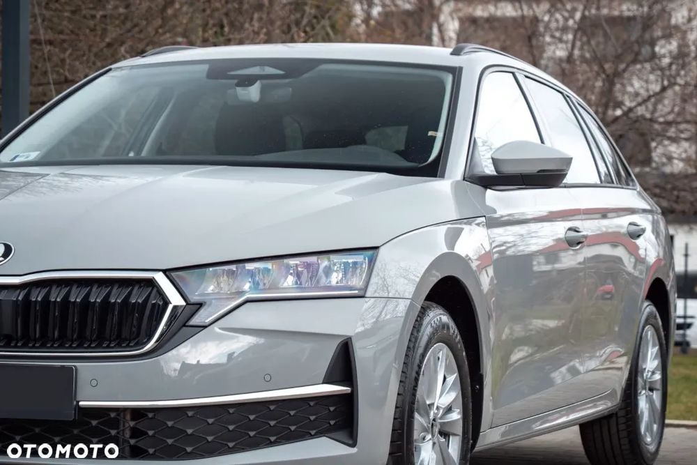 Skoda Octavia 2.0 TDI Selection DSG - 5