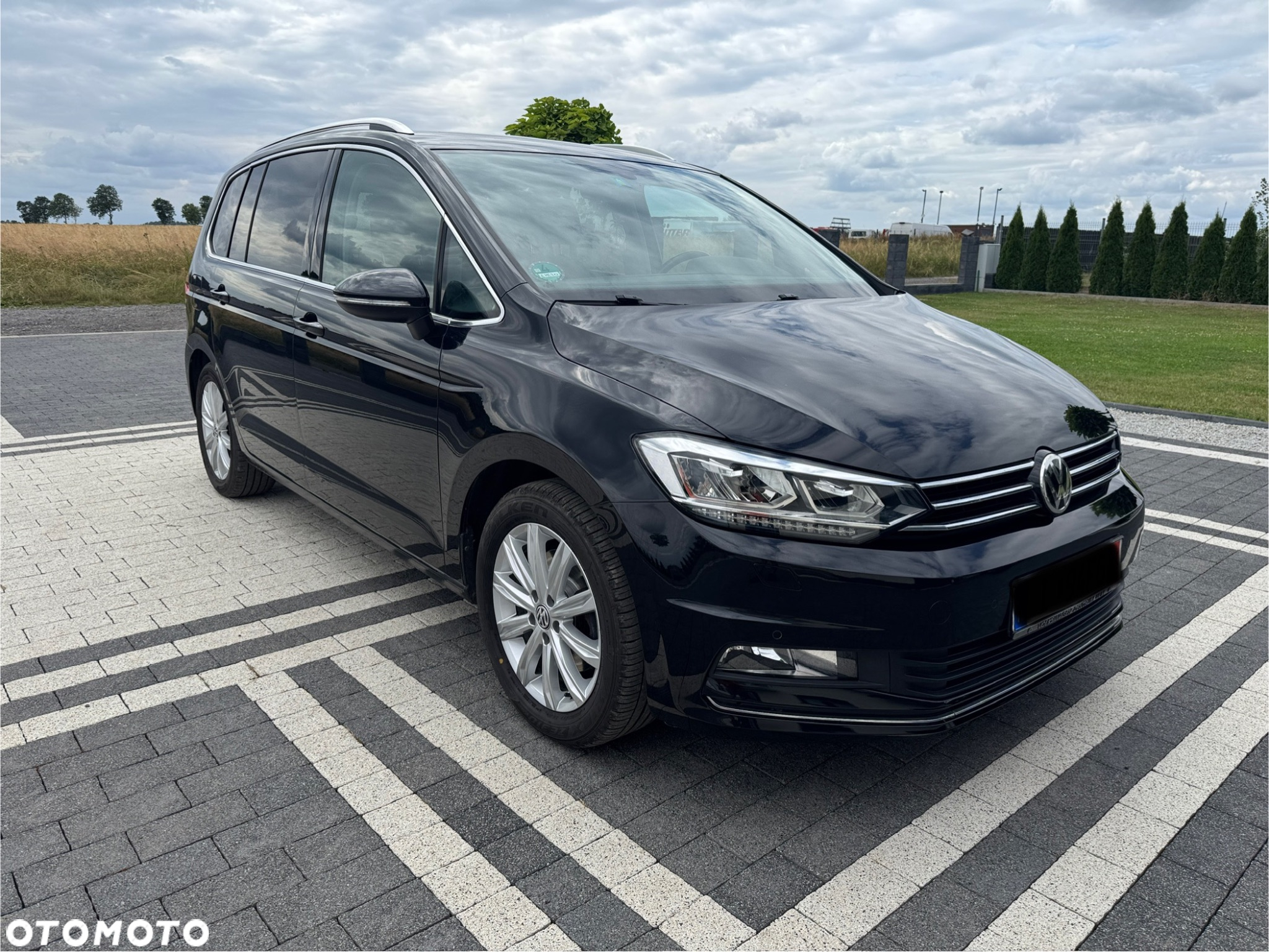 Volkswagen Touran 1.4 TSI BMT Highline - 3