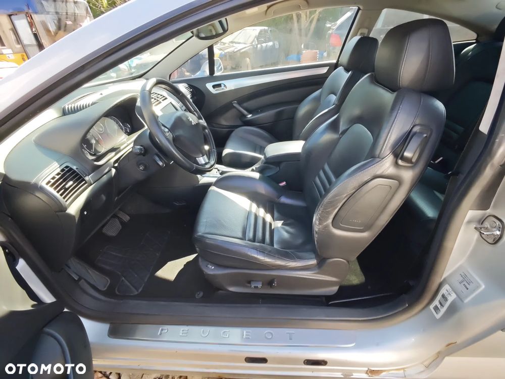Peugeot 407 2.7HDi V6 Sport - 12