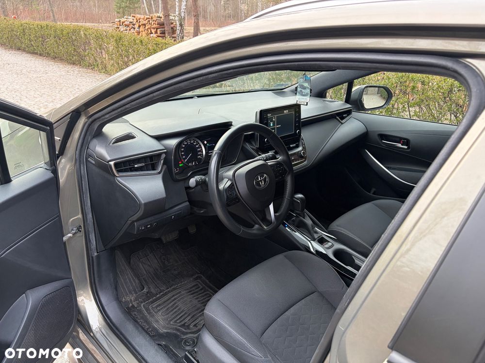 Toyota Corolla 1.8 Hybrid Comfort - 18