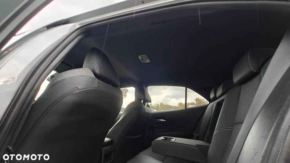 Toyota Corolla 1.8 Hybrid Comfort - 16