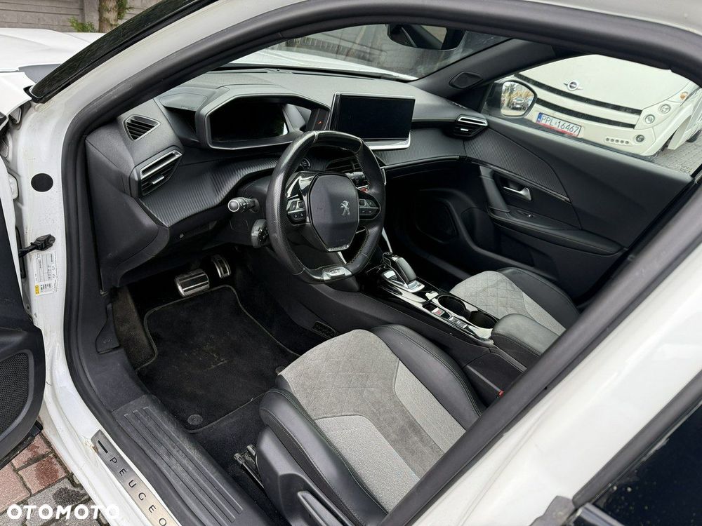 Peugeot 2008 - 7