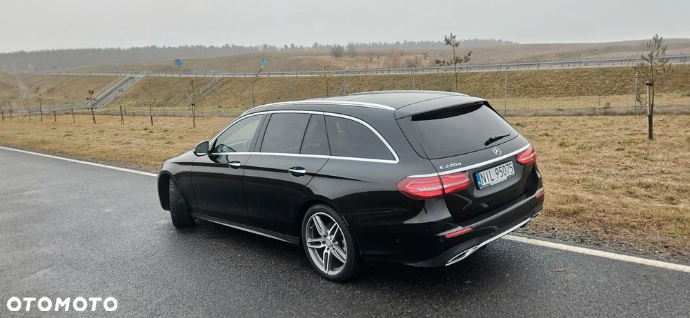 Mercedes-Benz Klasa E 220 d 9G-TRONIC - 15