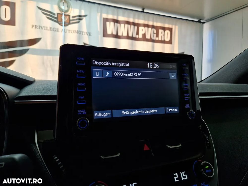 Toyota Corolla 1.8 Hybrid Business Edition - 28