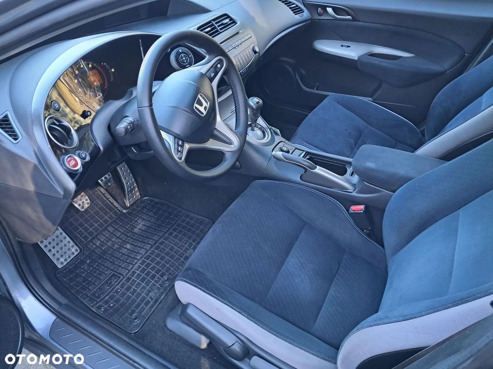 Honda Civic - 10