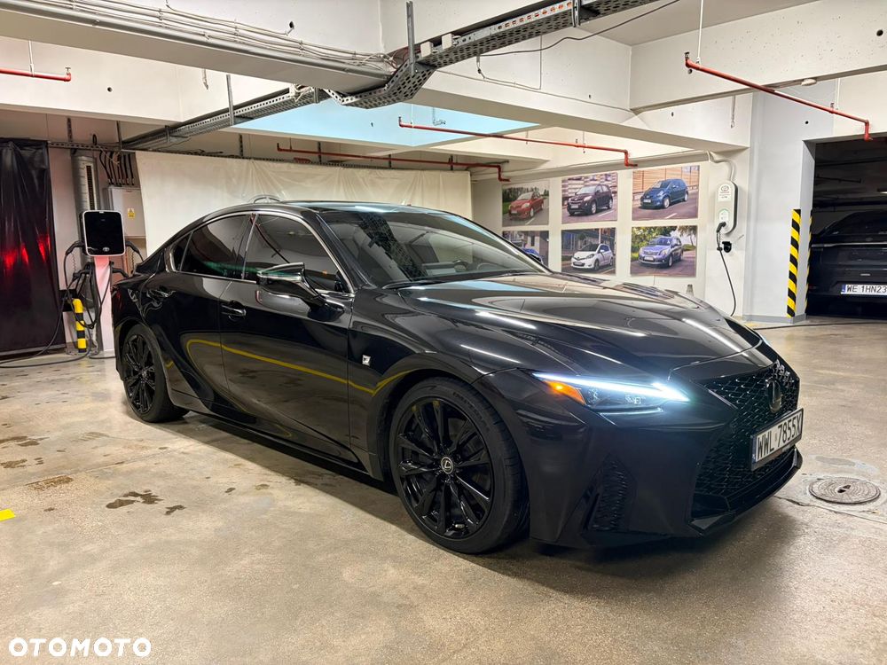 Lexus IS - 14