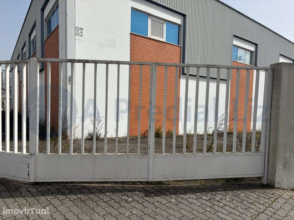 Armazém para Venda e/ou Arrendamento | Zona Industrial de Vialonga ... - Grande imagem: 4/20