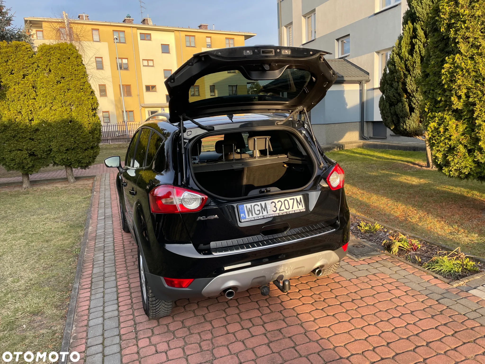 Ford Kuga 2.0 TDCi 2x4 Trend - 12