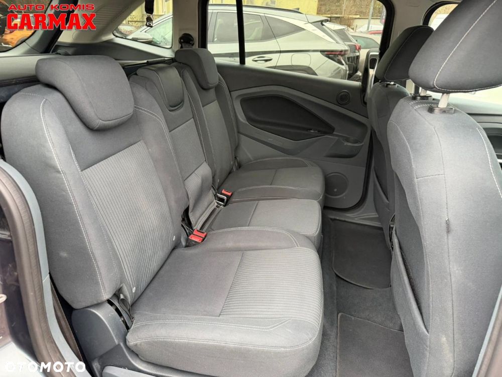 Ford Grand C-MAX - 14