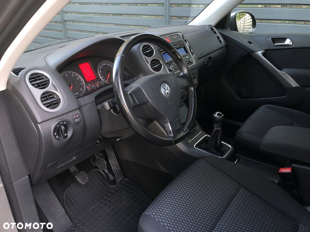 Volkswagen Tiguan 1.4 TSI Trend&Fun - 12