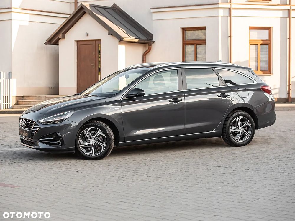 Hyundai i30 1.5 T-GDI 48V Premium DCT - 8
