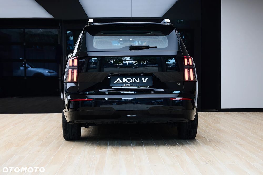 GAC AION V - 5
