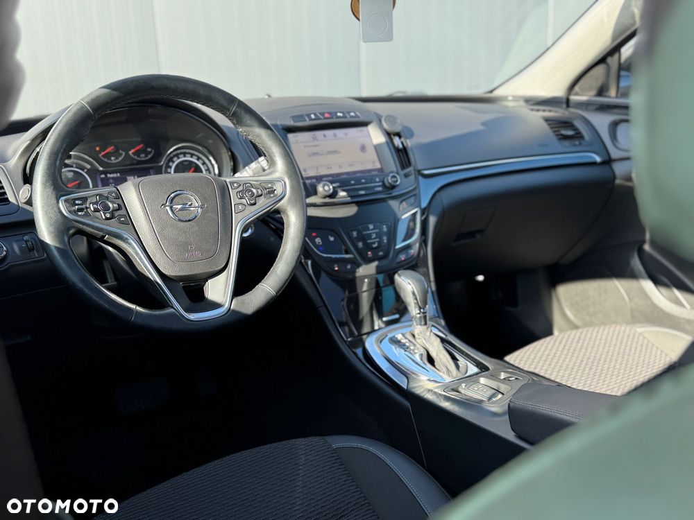 Opel Insignia 2.0 CDTI Exclusive S&S - 12