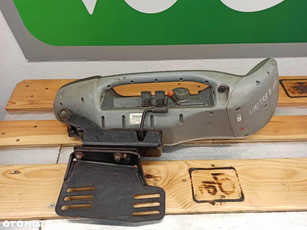 Podłokietnik Valtra N 163  (104015097) - 5