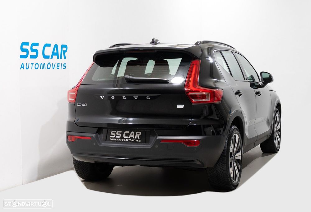 Volvo XC 40 Recharge Core - 3
